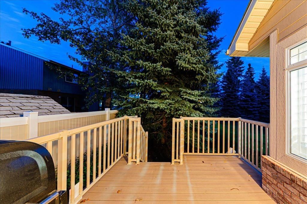10 Varsity Estates Park NW, Calgary — photo 5 of 33