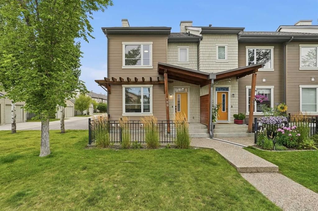 189 Chapalina Square SE, Calgary — main listing photo