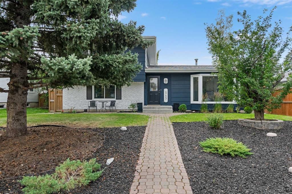543 Willingdon Boulevard SE, Calgary — photo 2 of 44