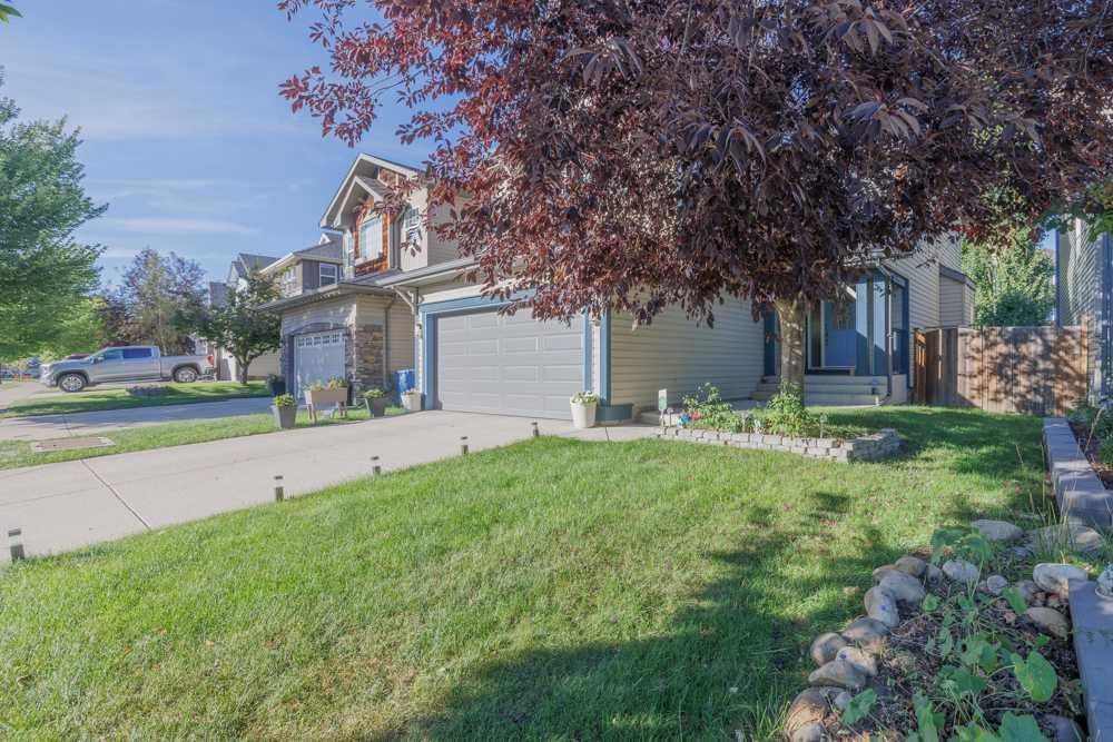 230 Auburn Bay Boulevard SE, Calgary — photo 3 of 37