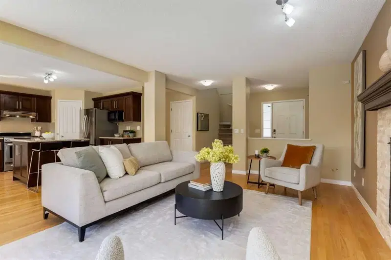 38 Spring Crescent SW, Calgary — photo 5 of 50