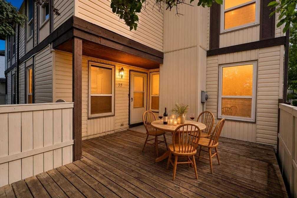 33, 3200 60 Street NE, Calgary — photo 3 of 44