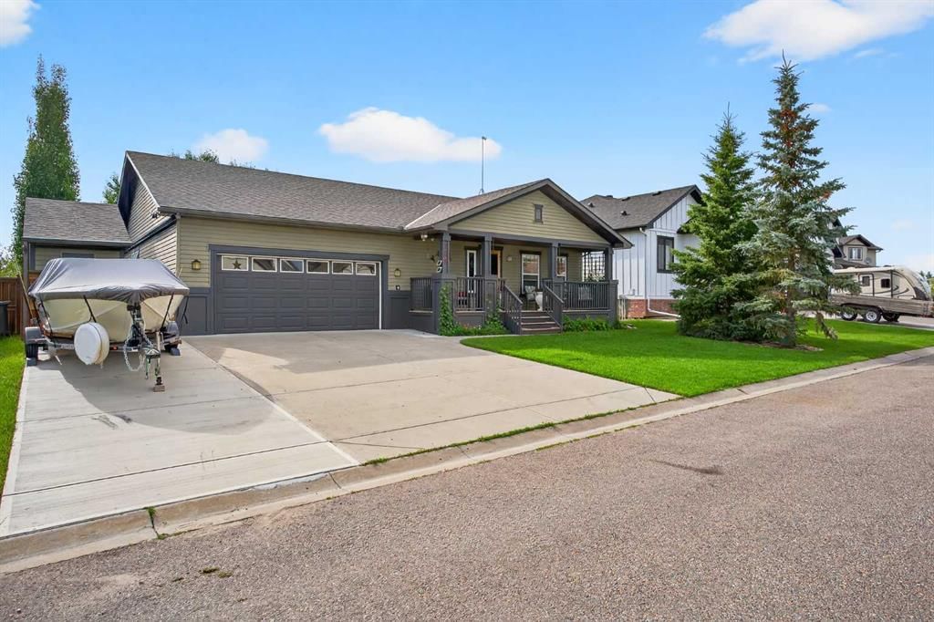 125 Copeland Close, Langdon — main listing photo