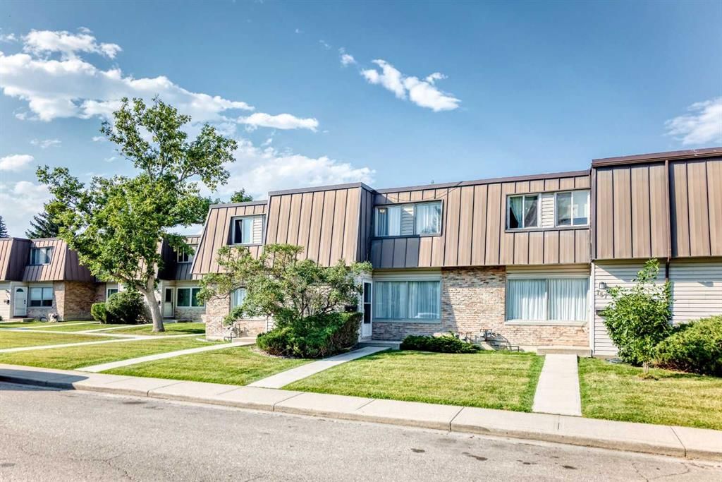 755 Kingsmere Crescent SW, Calgary — main listing photo