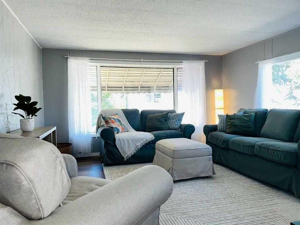 281, 6220 17 Avenue SE, Calgary — photo 3 of 13
