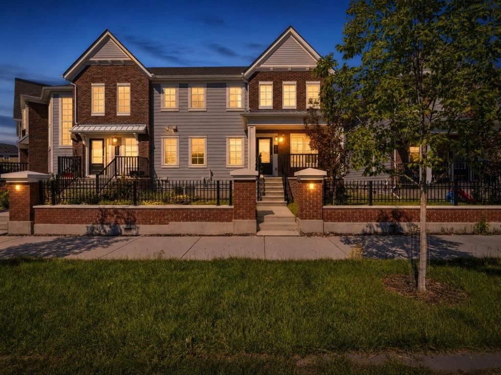 19691 Sheriff King Street SW, Calgary — main listing photo
