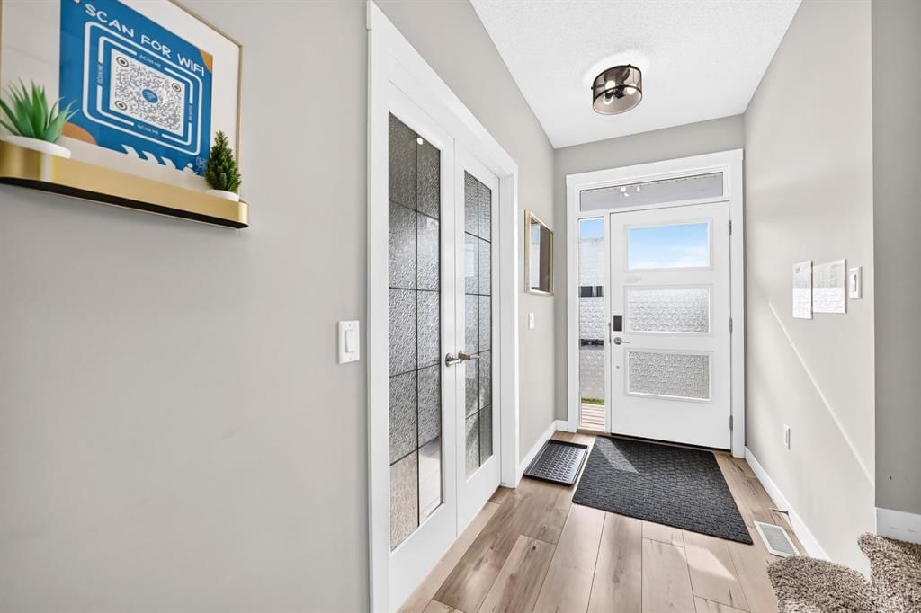 166 Howse Common NE, Calgary — photo 3 of 38