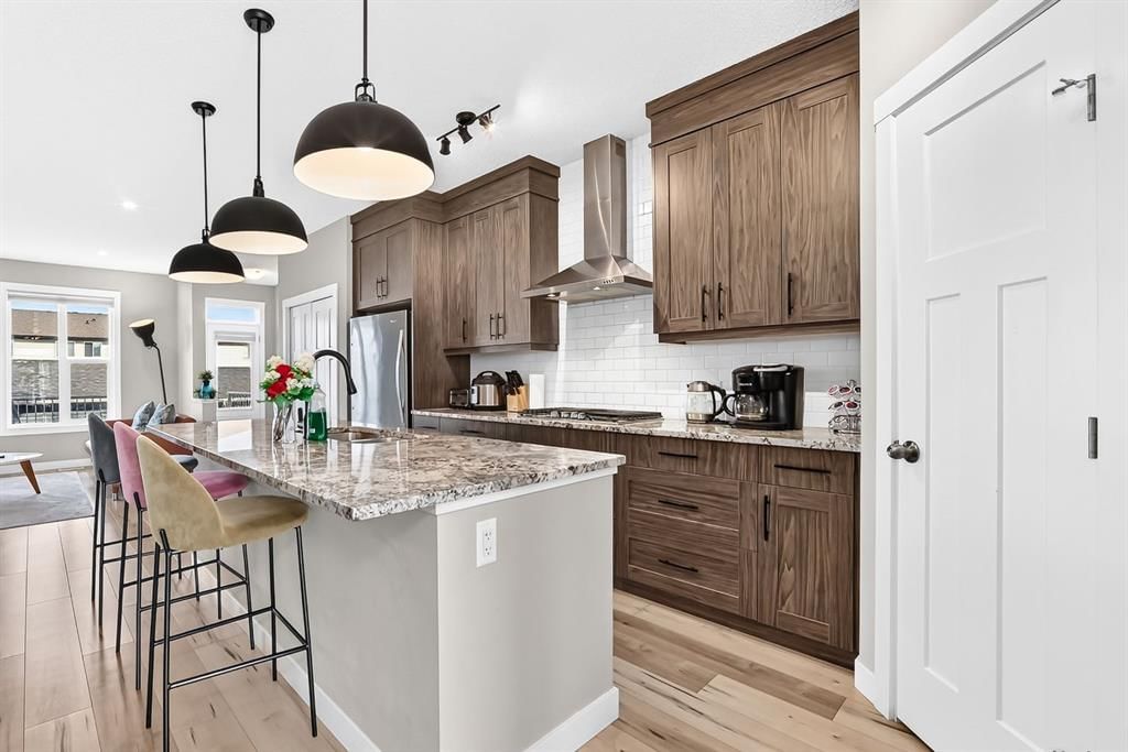 166 Howse Common NE, Calgary — photo 5 of 38