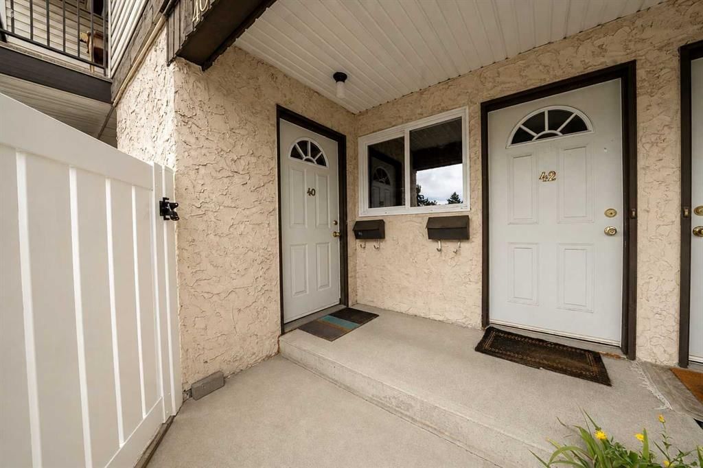 40, 3745 Fonda Way SE, Calgary — photo 3 of 22