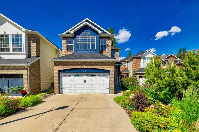 30 Discovery Ridge Gardens SW, Calgary — photo 4 of 43