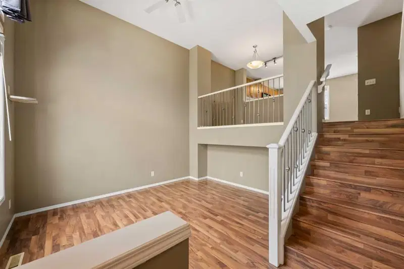 241 Elgin Gardens SE, Calgary — photo 3 of 50