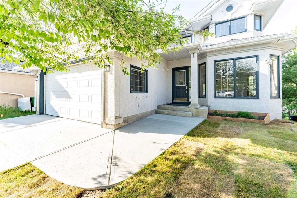 117 Evergreen Place SW, Calgary — main listing photo