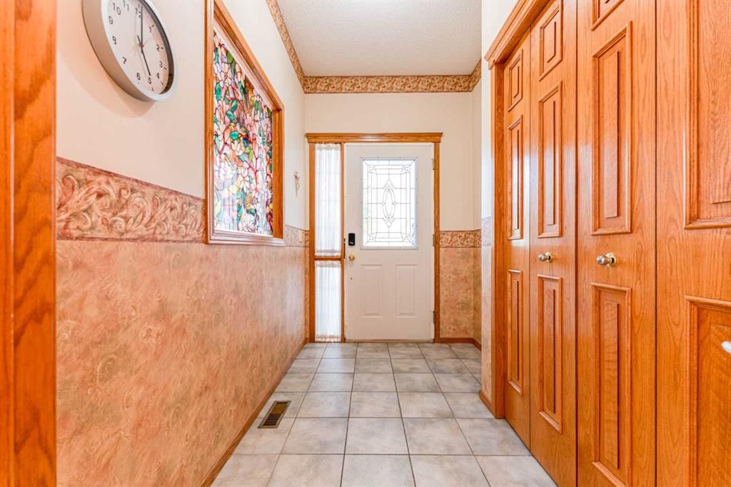 117 Evergreen Place SW, Calgary — photo 2 of 50