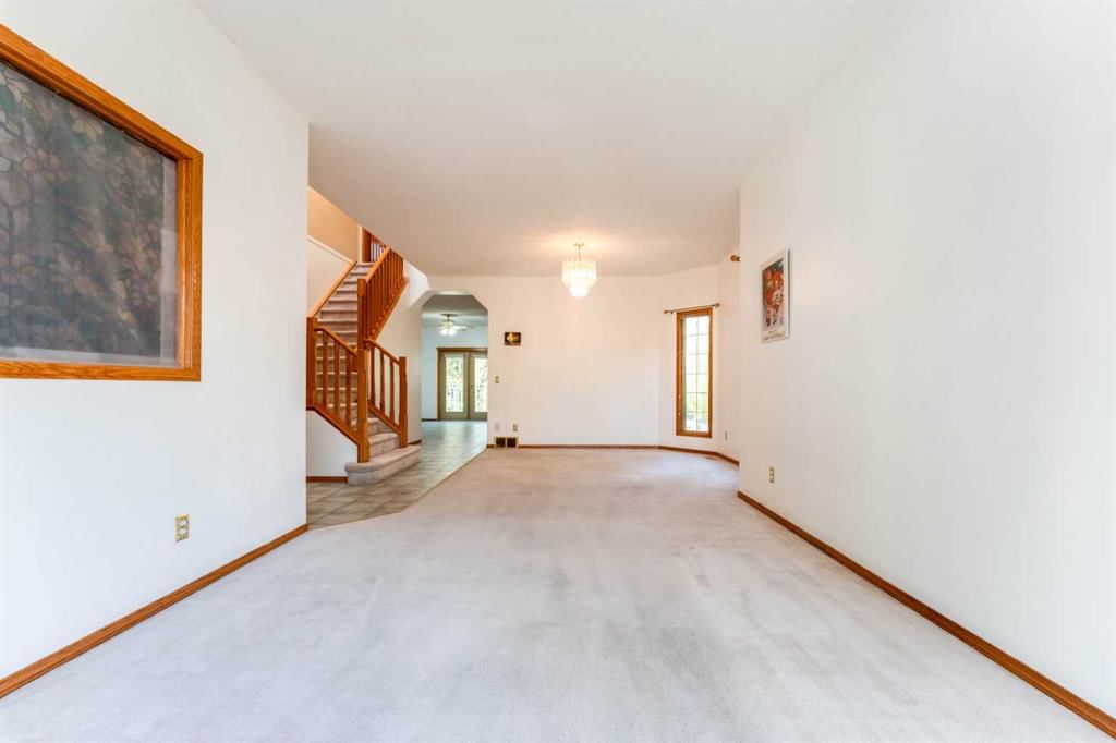 117 Evergreen Place SW, Calgary — photo 3 of 50