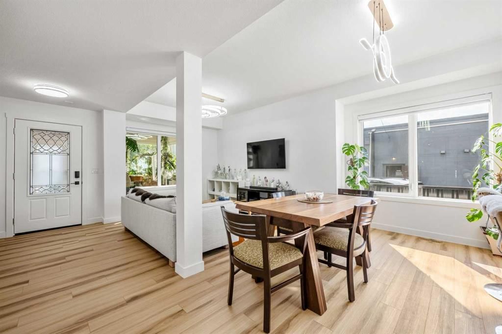 410 11 Avenue NE, Calgary — photo 3 of 50