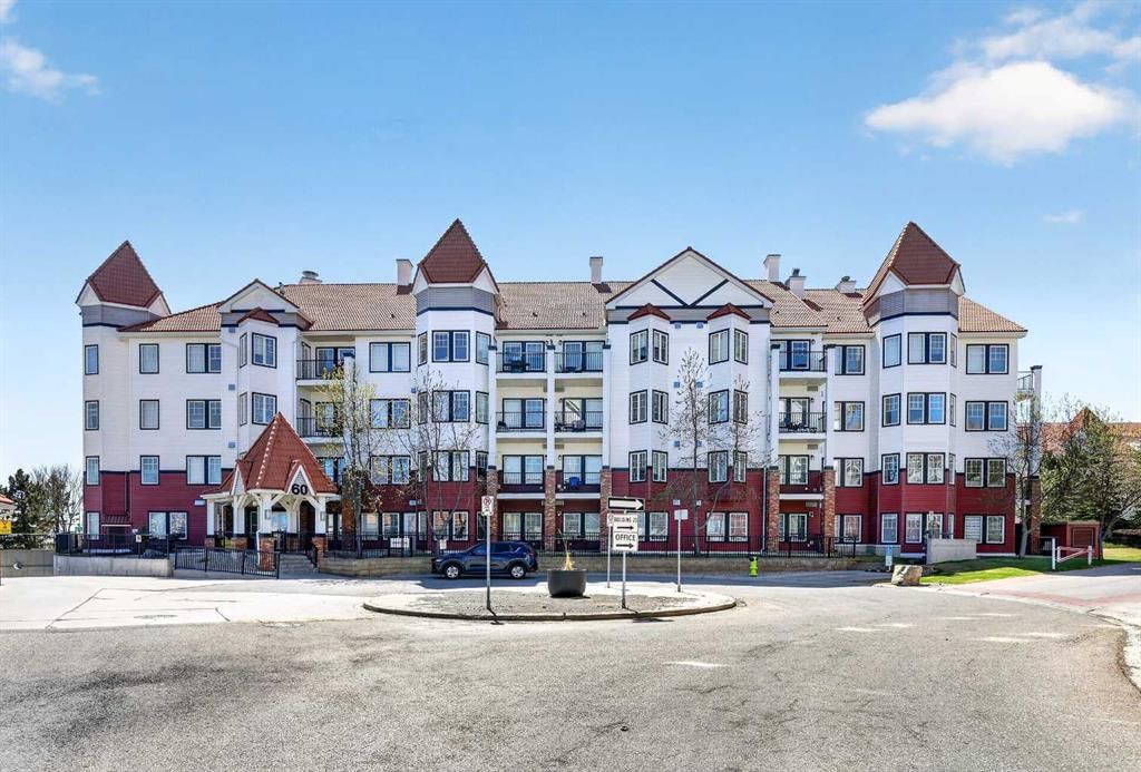 137, 60 Royal Oak Plaza NW, Calgary — main listing photo