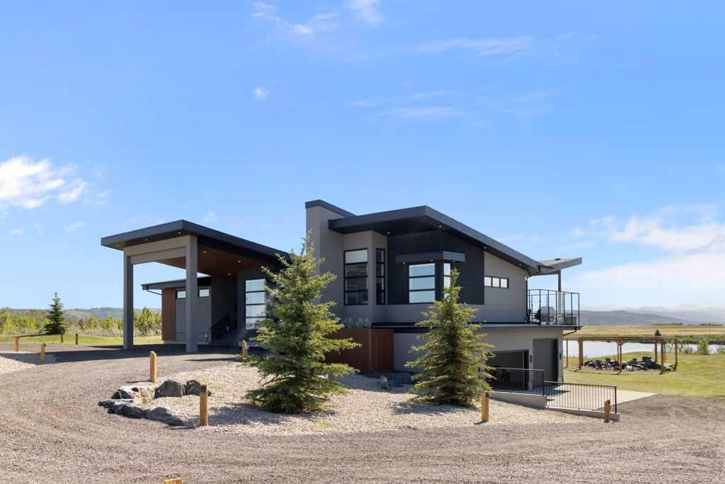 263259 Forestry Trunk Road, Rural Rocky View County — photo 2 of 50