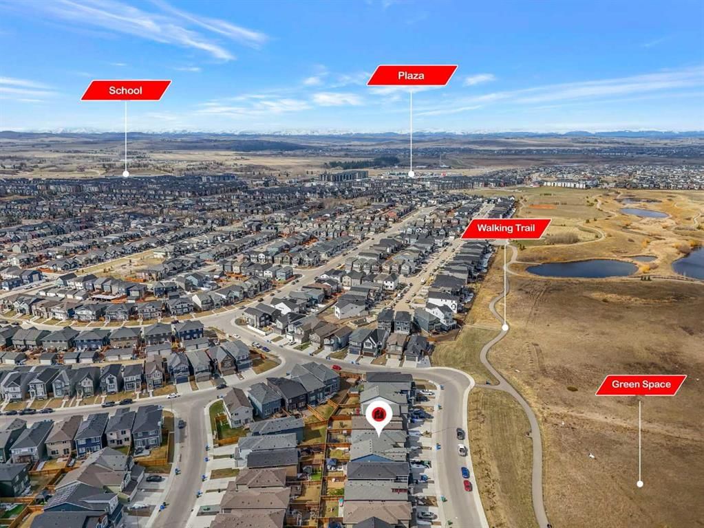 341 Walcrest View SE, Calgary — photo 3 of 41
