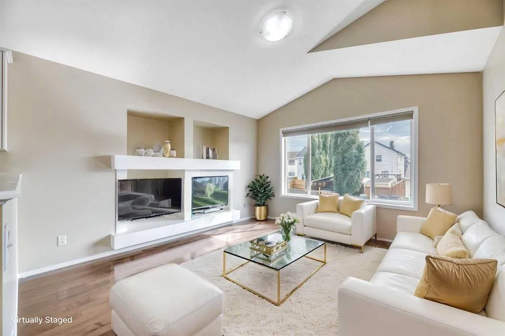 677 Evermeadow Road SW, Calgary — photo 3 of 48