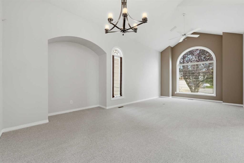 872 Sierra Morena Court SW, Calgary — photo 3 of 48