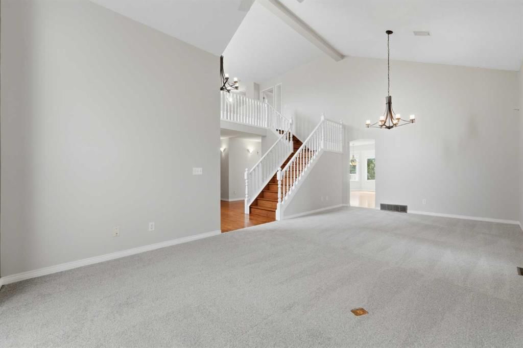 872 Sierra Morena Court SW, Calgary — photo 4 of 48
