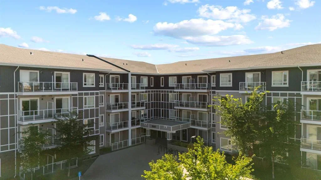 1433, 76 Cornerstone Passage NE, Calgary — photo 2 of 32