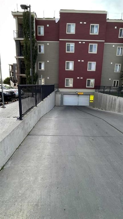 218, 5 Saddlestone Way NE, Calgary — photo 3 of 32