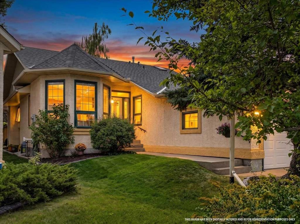 95 Sunlake Close SE, Calgary — main listing photo