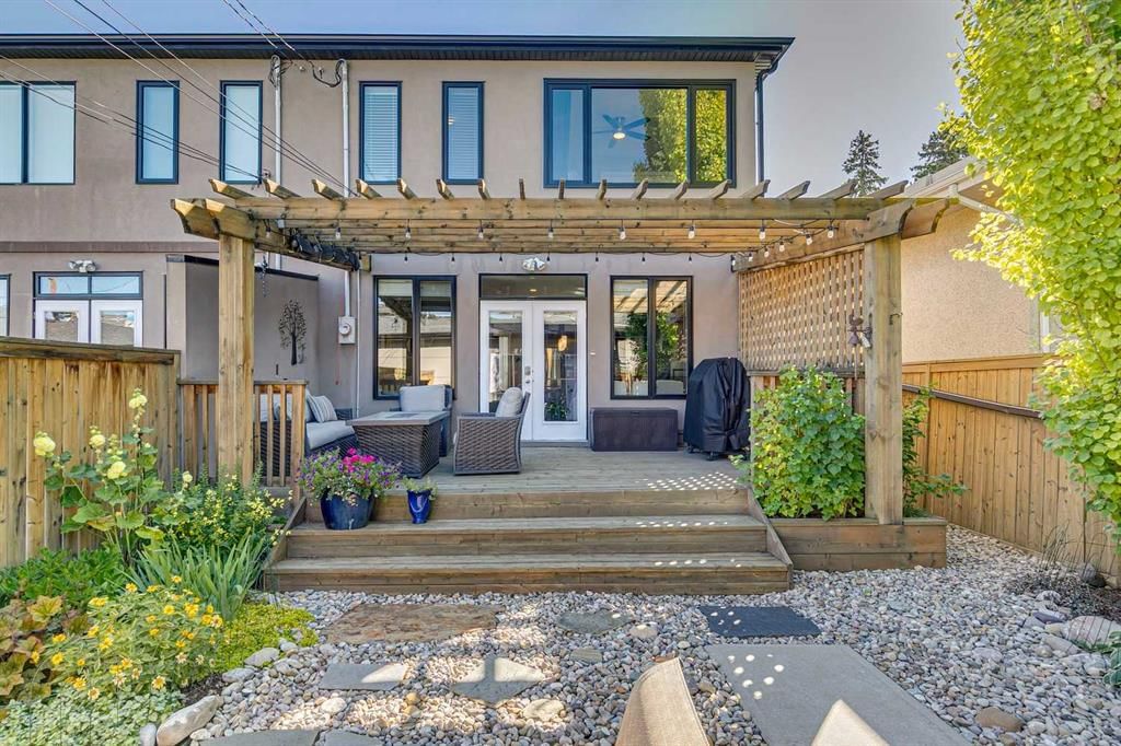 1443 40 Street SW, Calgary — photo 2 of 49
