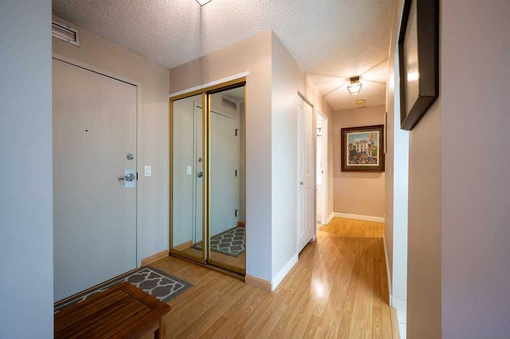 211, 9500 Oakfield Drive SW, Calgary — photo 4 of 50