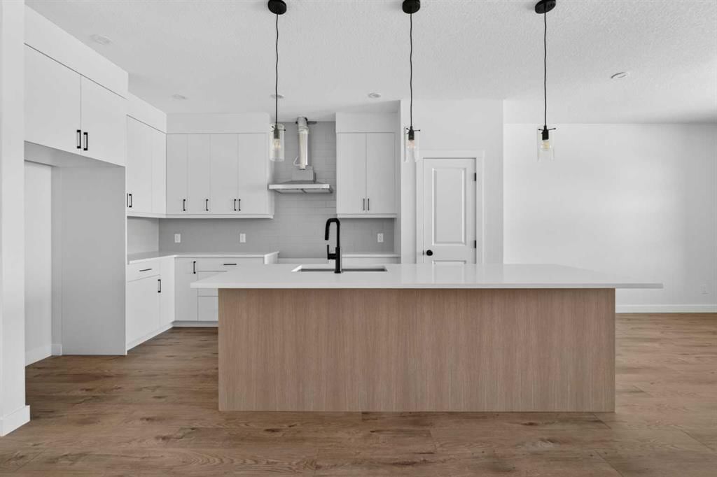 155 Stargazer Grove NW, Calgary — photo 3 of 32