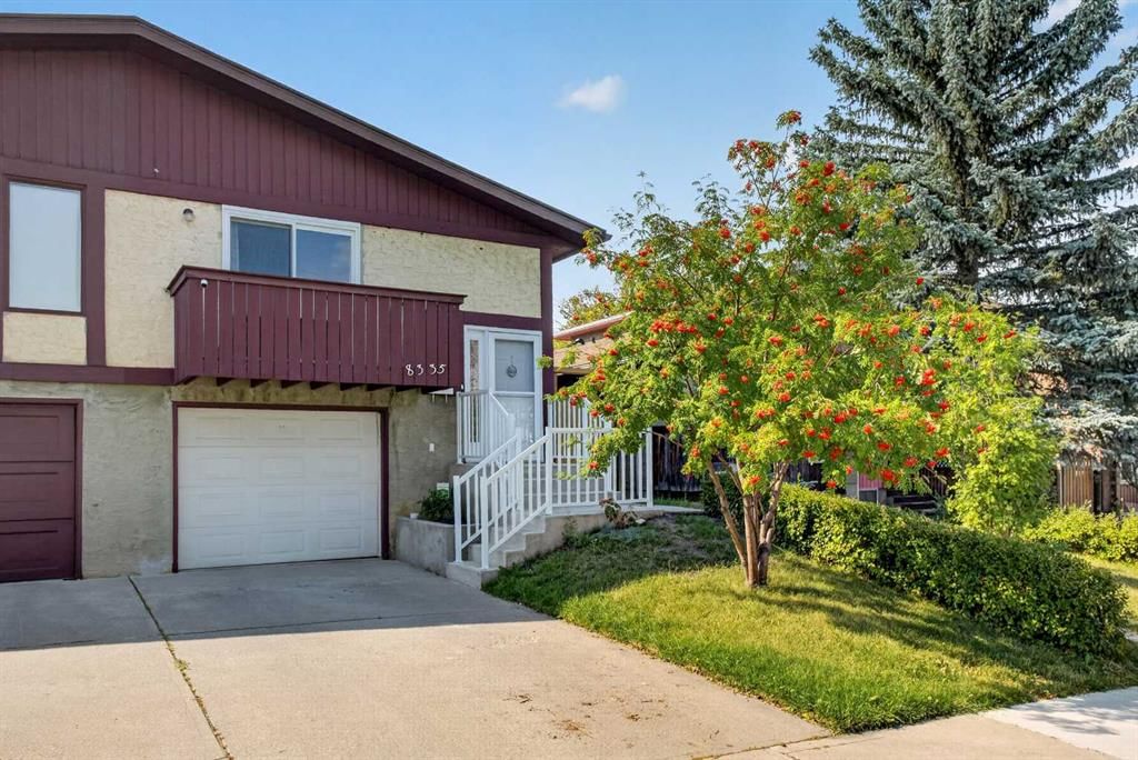 8335 Centre Street NW, Calgary — photo 3 of 49