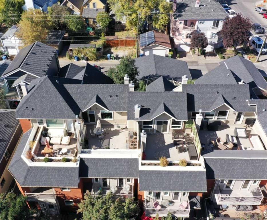 107 9 Street NW, Calgary — photo 2 of 50