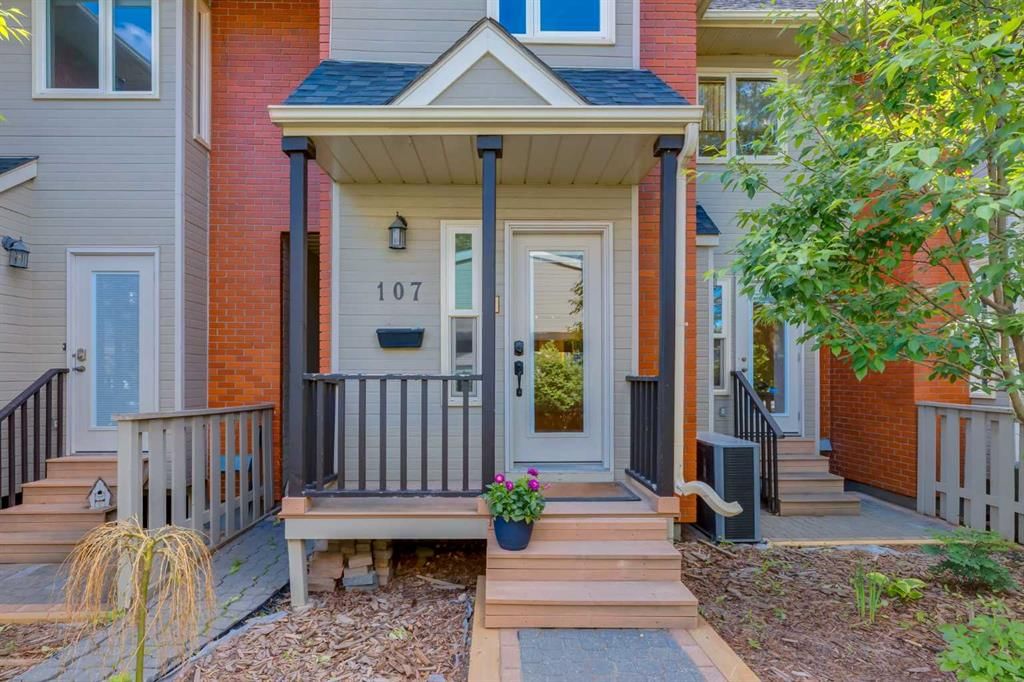 107 9 Street NW, Calgary — photo 4 of 50
