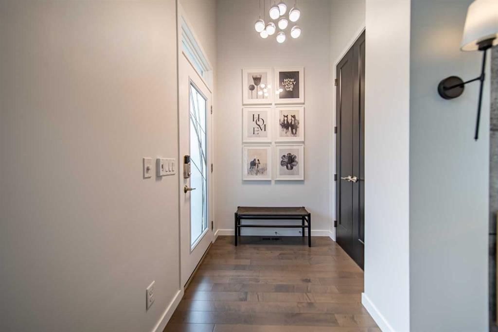 41 Masters Crescent SE, Calgary — photo 2 of 49