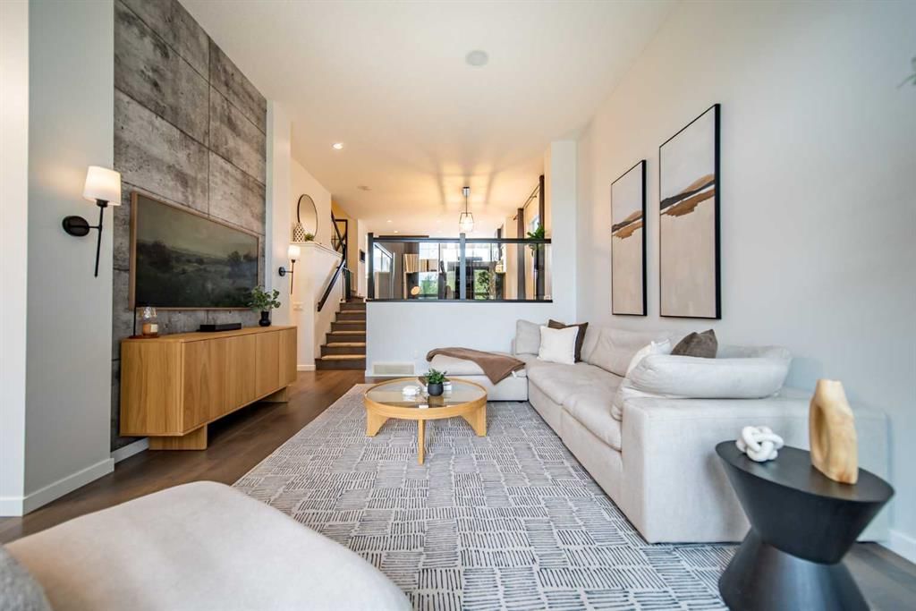 41 Masters Crescent SE, Calgary — photo 3 of 49