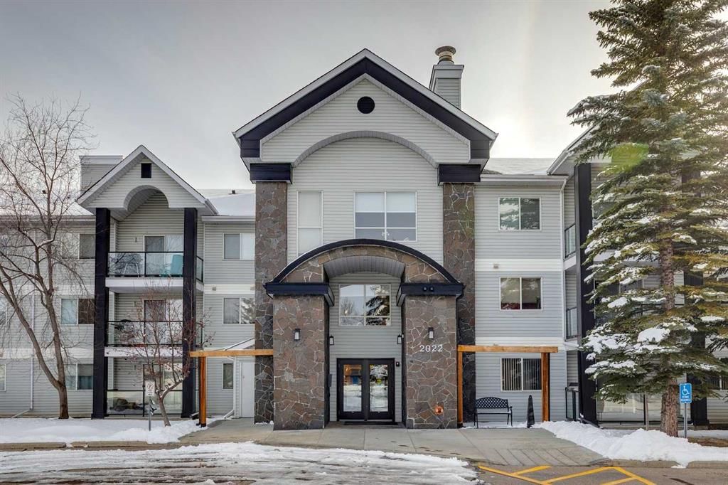 106, 2022 Canyon Meadows Drive SE, Calgary — photo 2 of 35