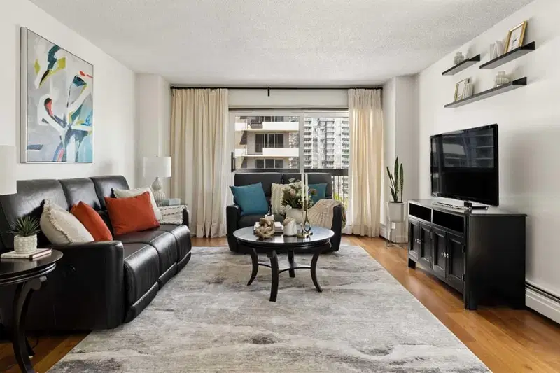 840, 540 14 Avenue SW, Calgary — photo 4 of 45