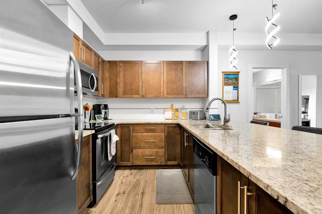2217, 604 East Lake Boulevard NE, Airdrie — photo 5 of 29