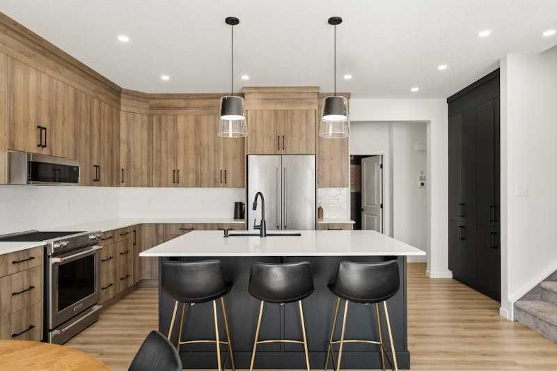 20 Wolf Creek Street SE, Calgary — photo 4 of 45