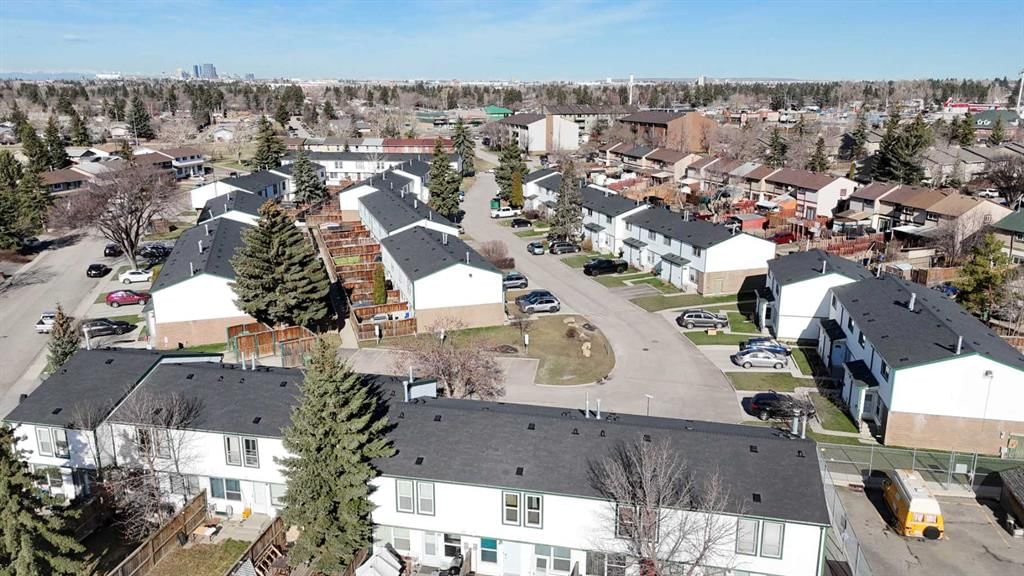 6, 100 Pennsylvania Road SE, Calgary — photo 5 of 23