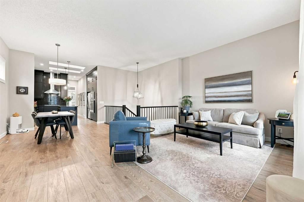 51 Haskayne Drive NW, Calgary — photo 3 of 50