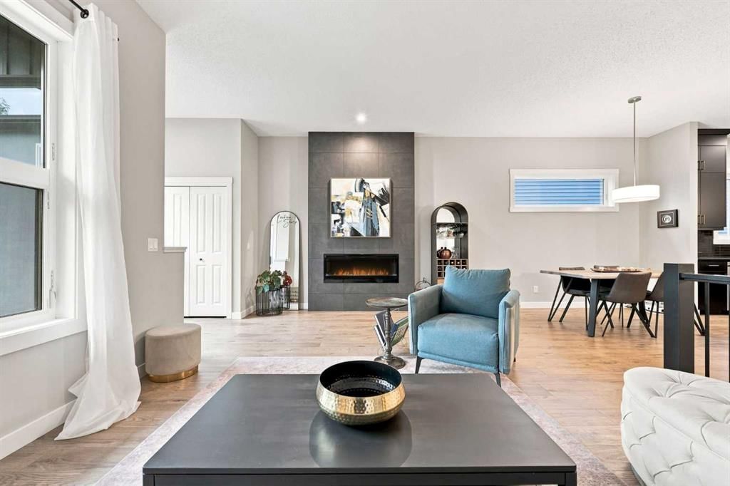 51 Haskayne Drive NW, Calgary — photo 5 of 50
