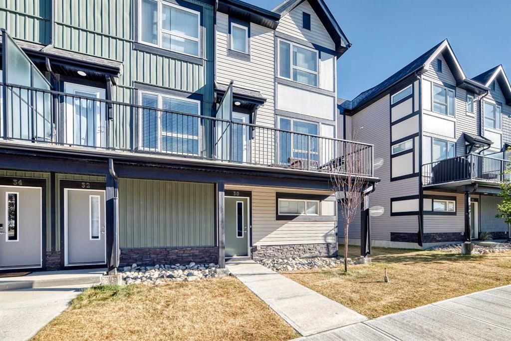 30 Evanscrest Park NW, Calgary — main listing photo