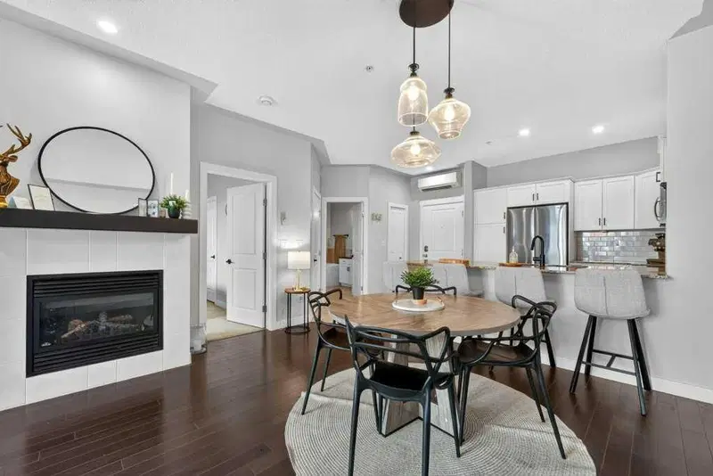411, 35 Inglewood Park SE, Calgary — main listing photo