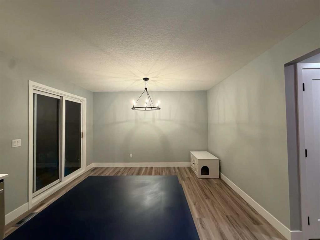 68 Falconridge Close NE, Calgary — photo 4 of 23