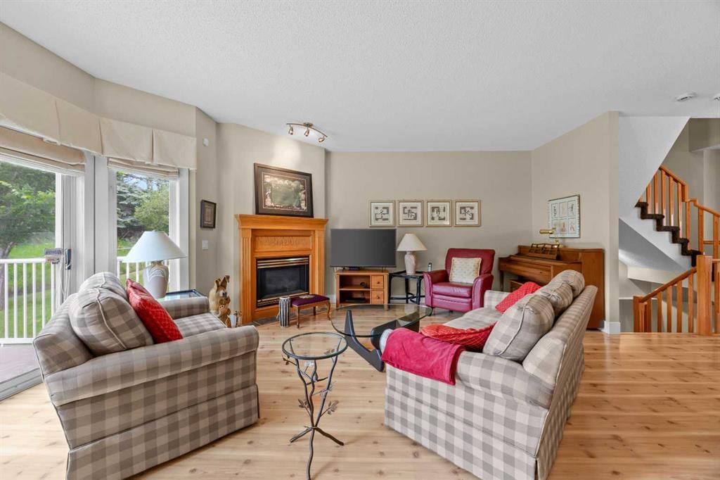 87 Hamptons Link NW, Calgary — photo 3 of 34