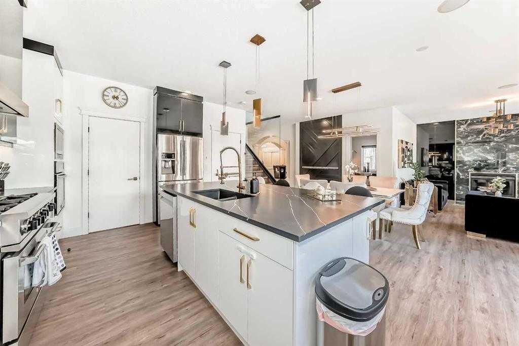 630 Rocky Ridge View NW, Calgary — photo 4 of 49