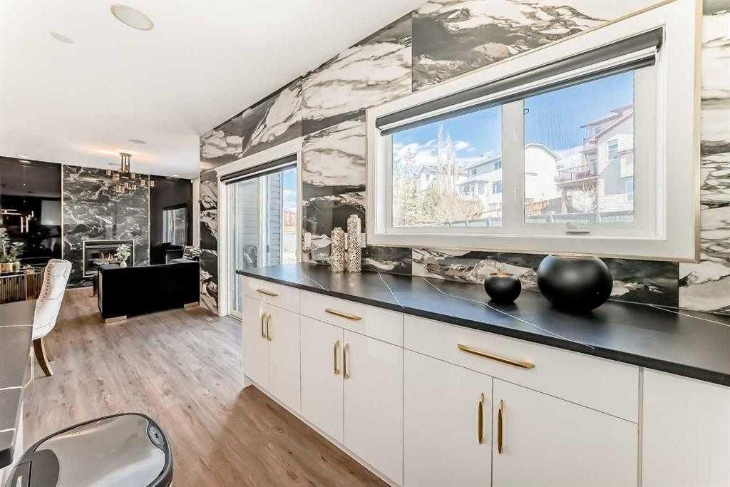 630 Rocky Ridge View NW, Calgary — photo 5 of 49