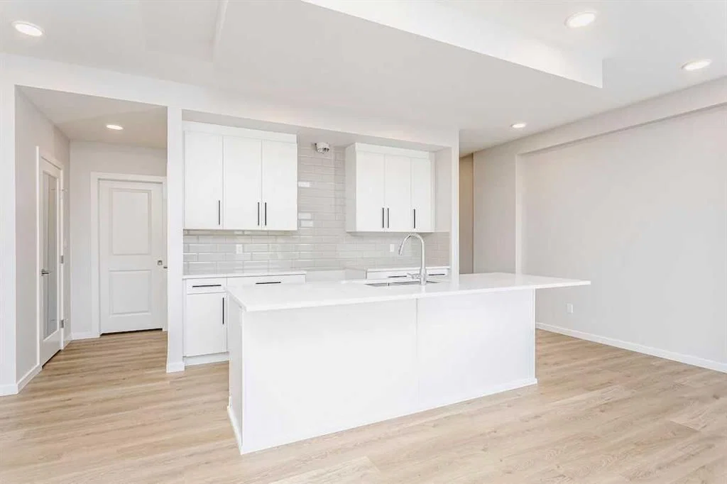 157 Osprey Hill Way SW, Calgary — photo 5 of 19